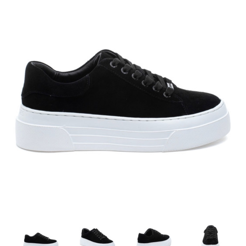 BN SALE! JSlides Black Suede Platform Sneakers!